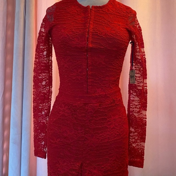 Nightcap Midi Lace dress - NWT - Picture 6 of 9